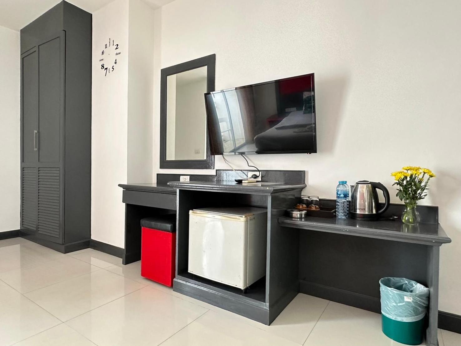 Hotel Baya Phuket Patong Eksteriør billede